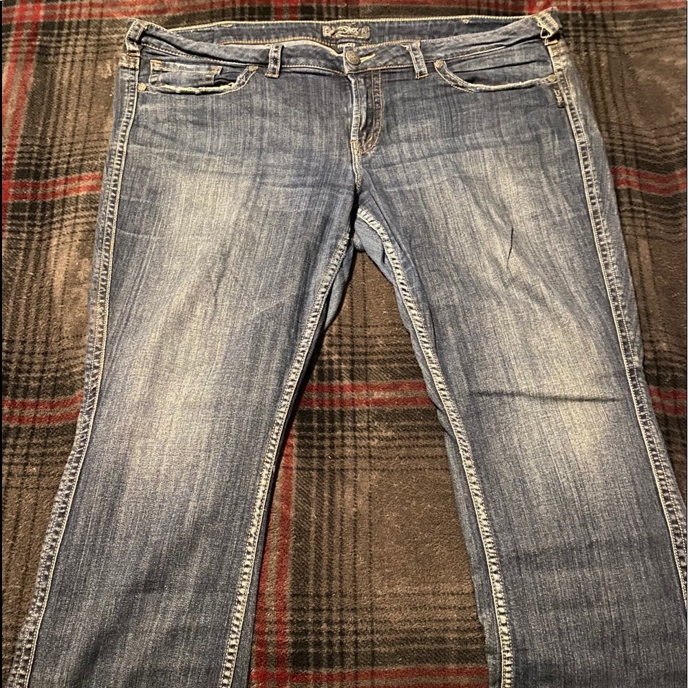 Comfortable silver Tab jeans